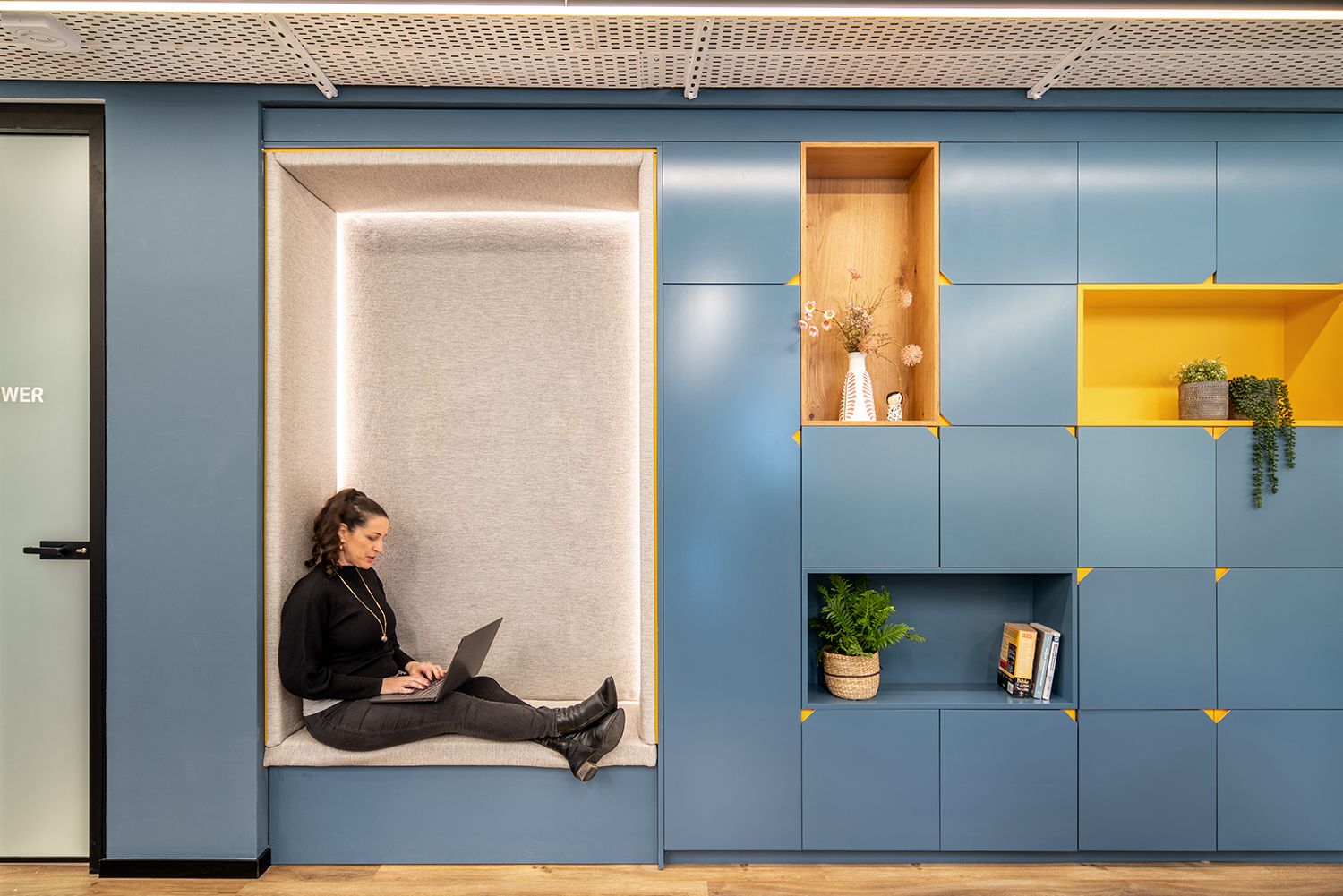 בניית מוסדות חינוך - נחלת יצחק גרופ